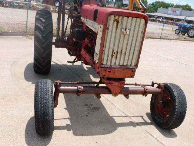 *NOT SOLD*706 DIESEL FARMALL TRACTOR