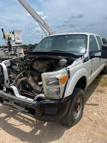 *NOT SOLD*2014 F 350 salvage truck for parts