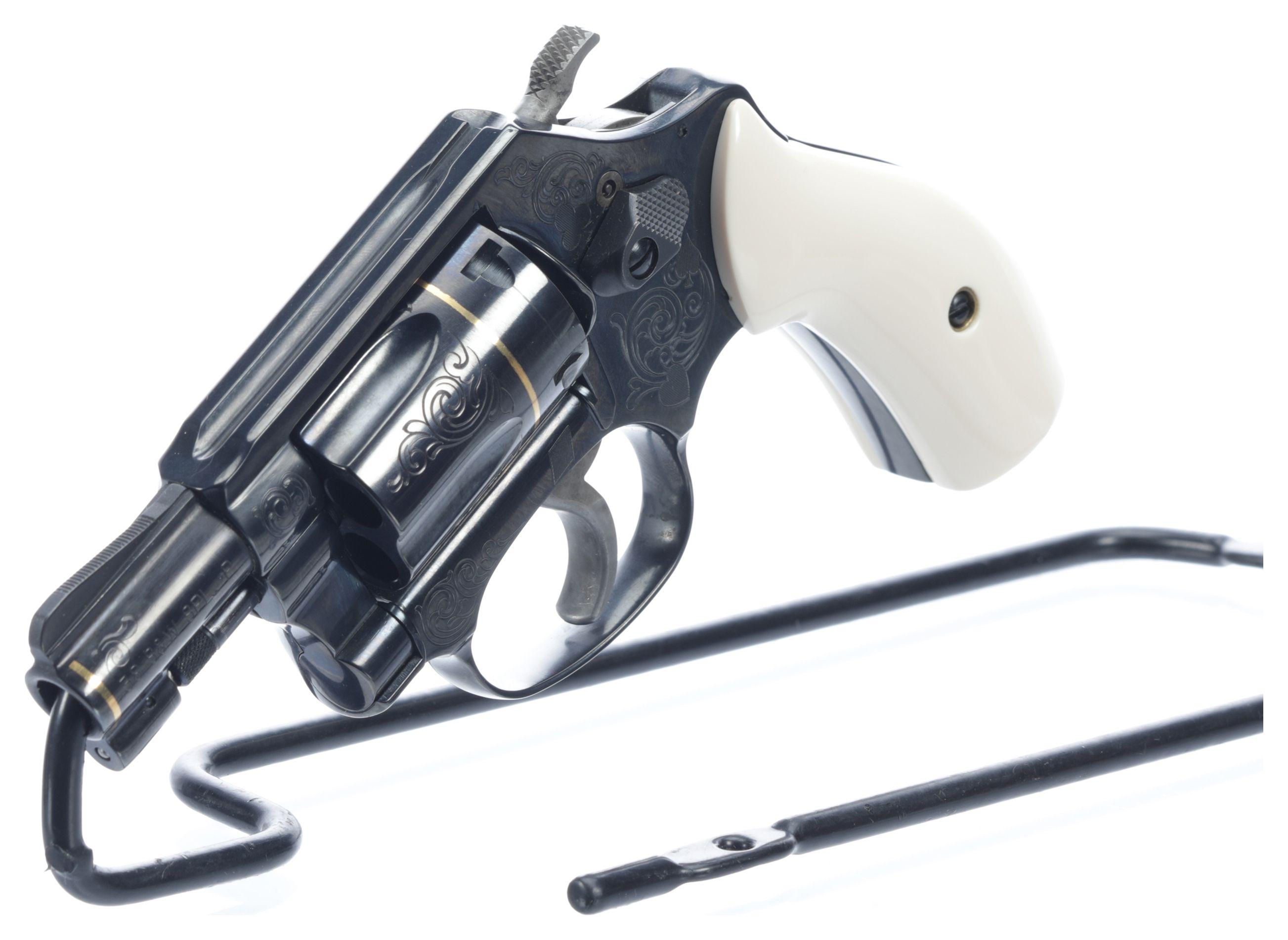 Smith & Wesson Model 36-10 Texas Hold'em Edition Revolver