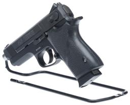 Smith & Wesson Performance Center Model 4513 Recon Pistol