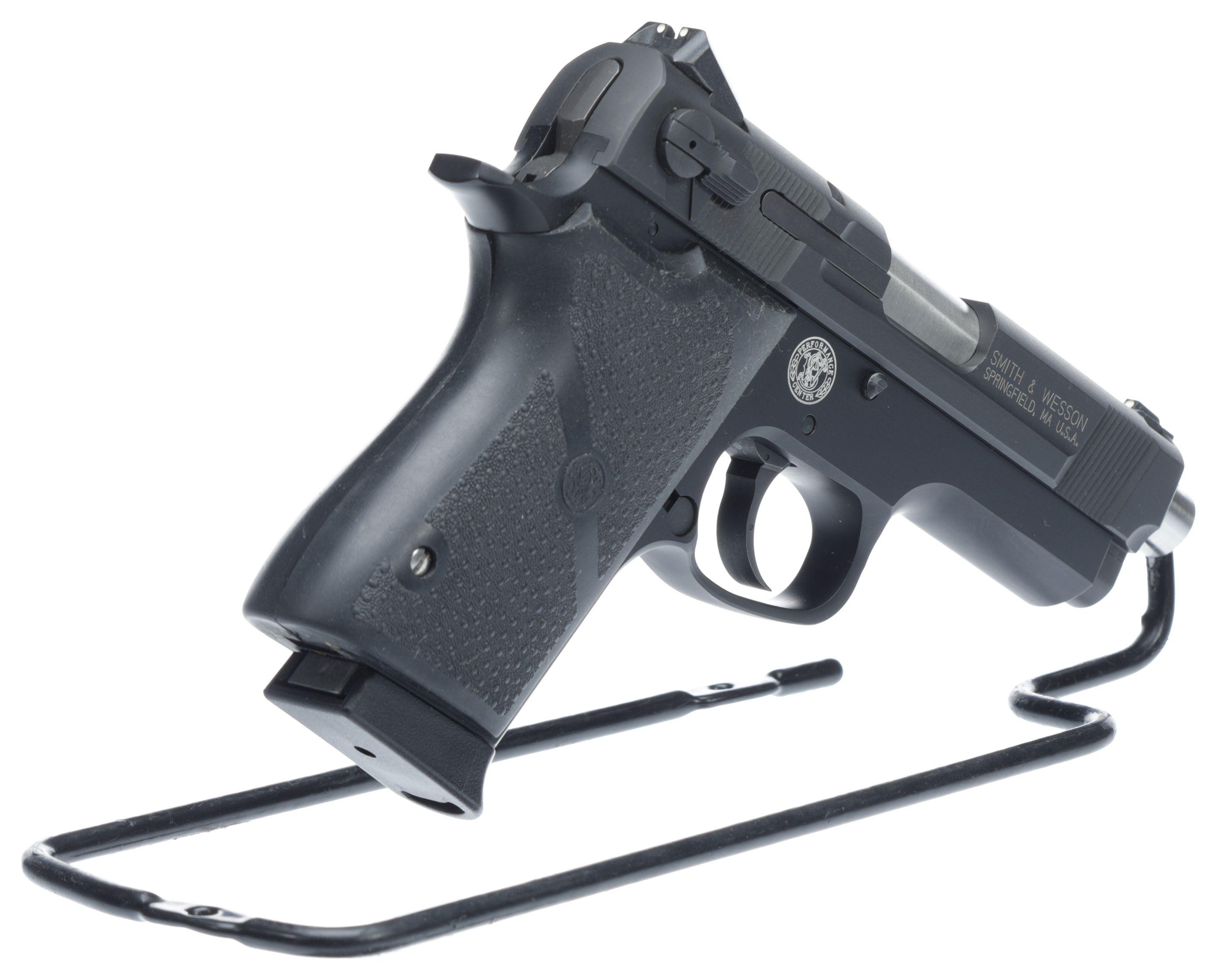 Smith & Wesson Performance Center Model 4513 Recon Pistol