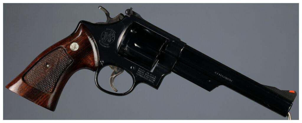 Smith & Wesson Model 29-2 Double Action Revolver with Case