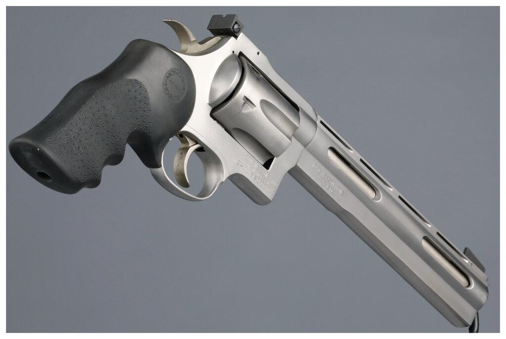 Dan Wesson Model 7445 V8S Double Action Revolver