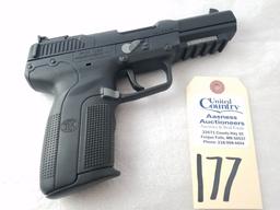 "FNH FNP 5.7cal, 3 mags s/n386146859
