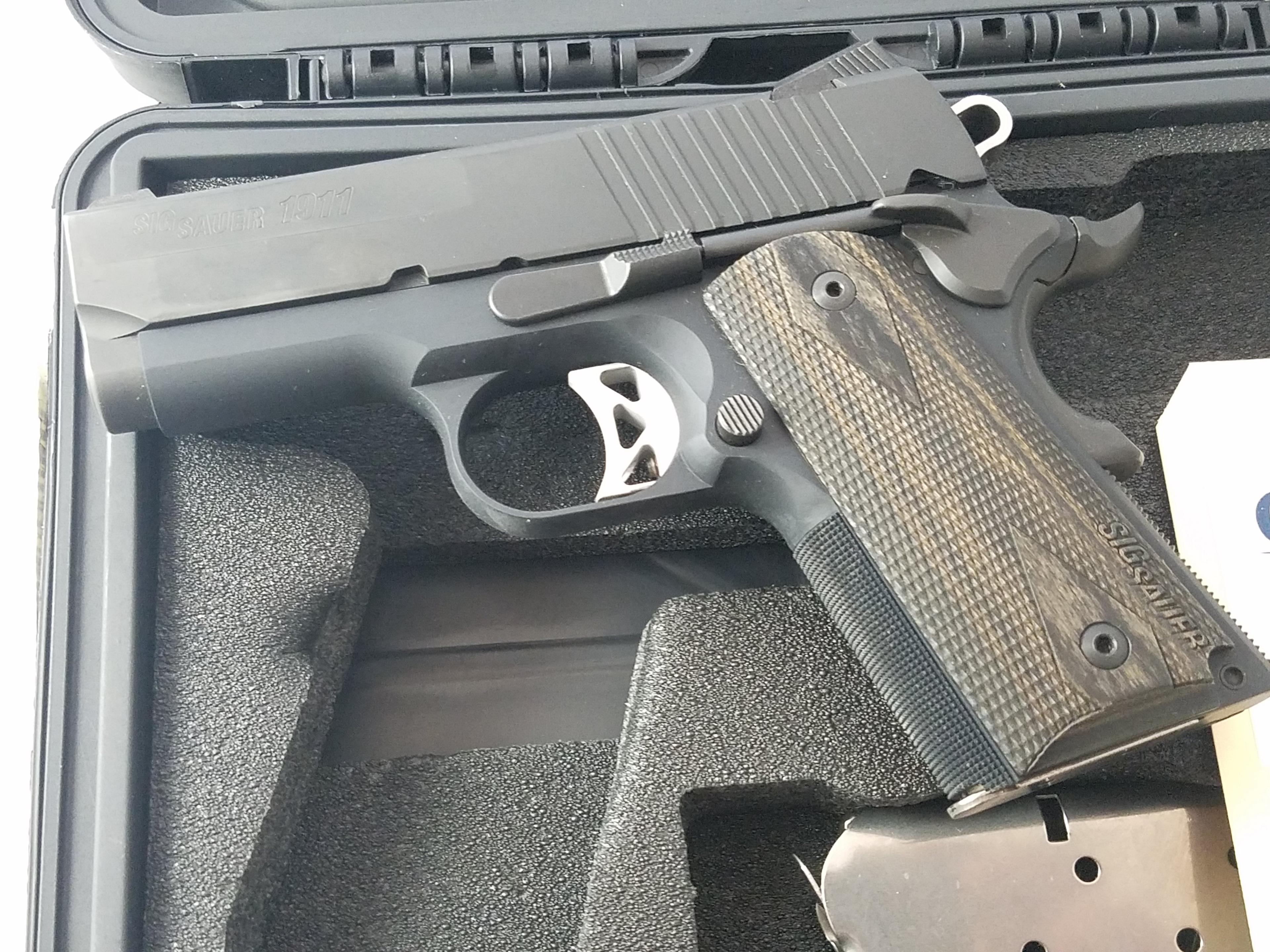 "Sig 1911 .45 cal ultra compact 2 mags s/nGS577492089