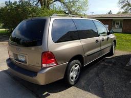 2005 Ford Freestar SE