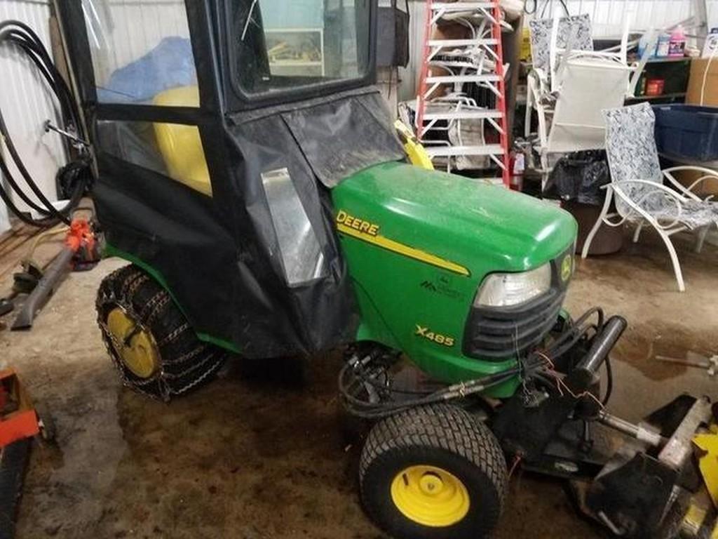 John Deere X485 Mower