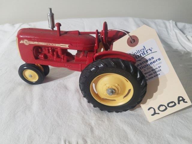 Die Cast Gambles Farm Crest #30 Cockshutt Tractor