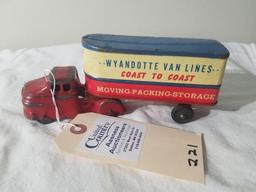 Wyandotte Van Lines Semi