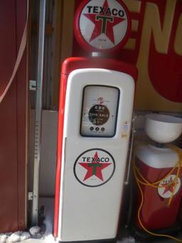 Restored Wayne Elec. Gas Pump- Texaco