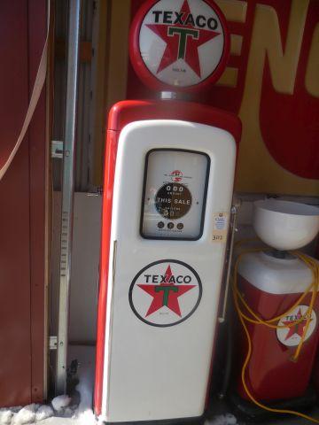 Restored Wayne Elec. Gas Pump- Texaco