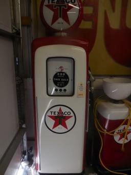 Restored Wayne Elec. Gas Pump- Texaco