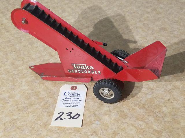 Vintage Tonka sandloader