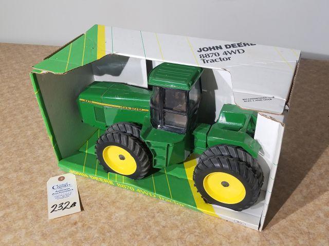 Ertl John Deere 8870