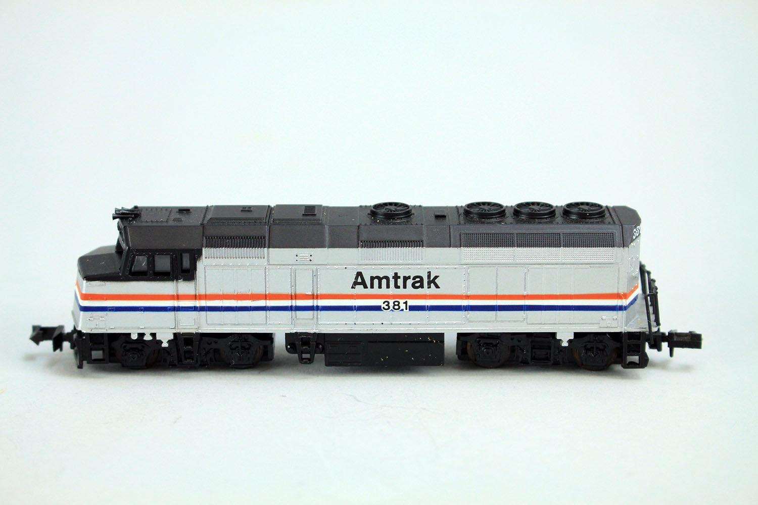 N Scale Life-Like Amtrak #381 Diesel Locomotive