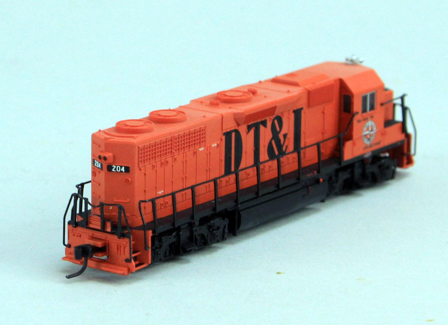 N Scale Atlas  D T & I 49806 GP-38 Early Version D T & I #204 Locomotive