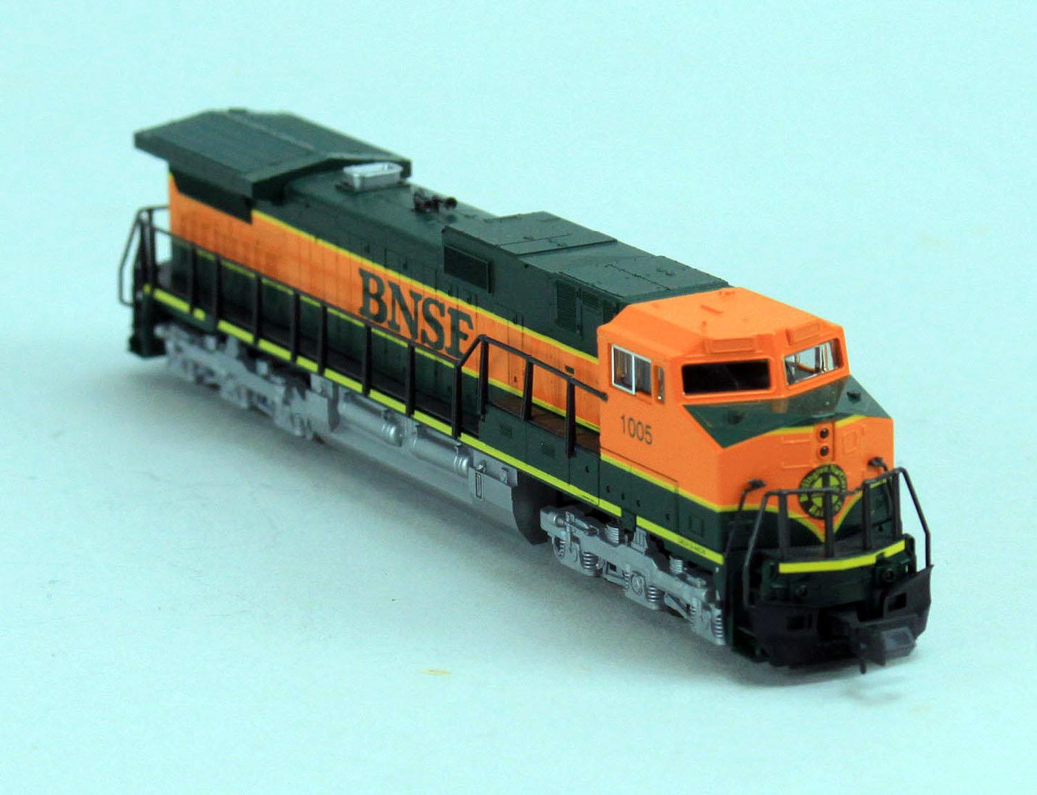 N Scale Kato BNSF Railway #1005, 17632 GE C44-9W Locomotive