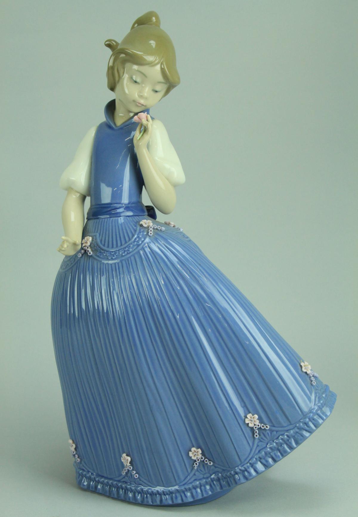Lladro "Girl Blue Dress Flower, # 5121 Porcelain, Spain