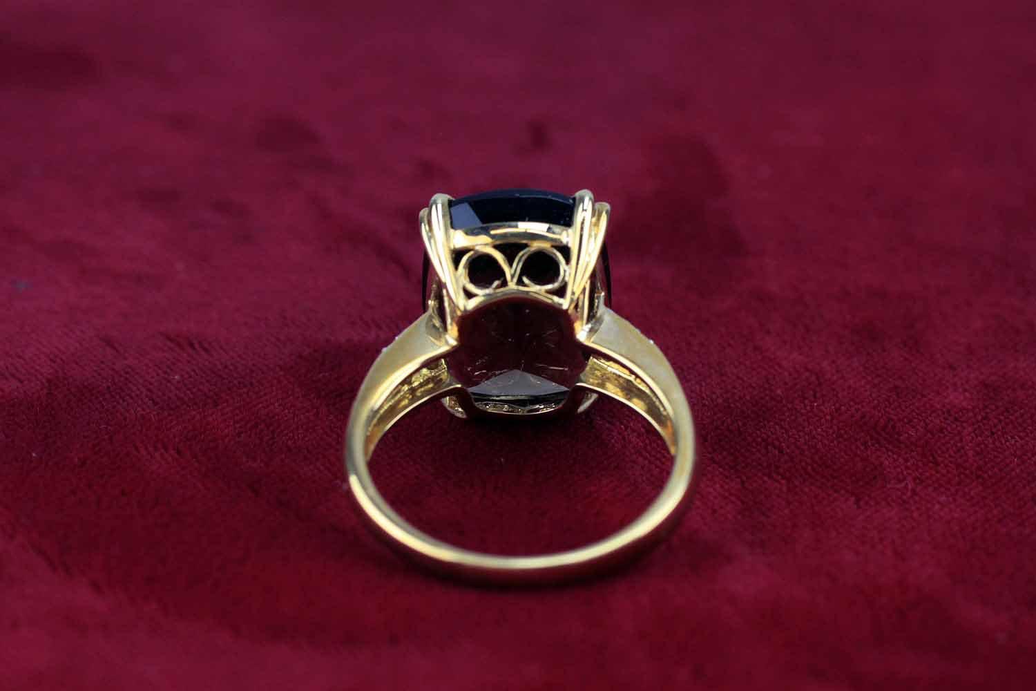 10K Gold Ring w/ Smokey Quartz Colored Stone, Sz. 8, 5.6 Grams