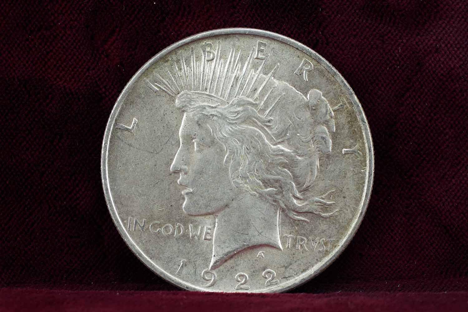 1922-P Peace Silver Dollar