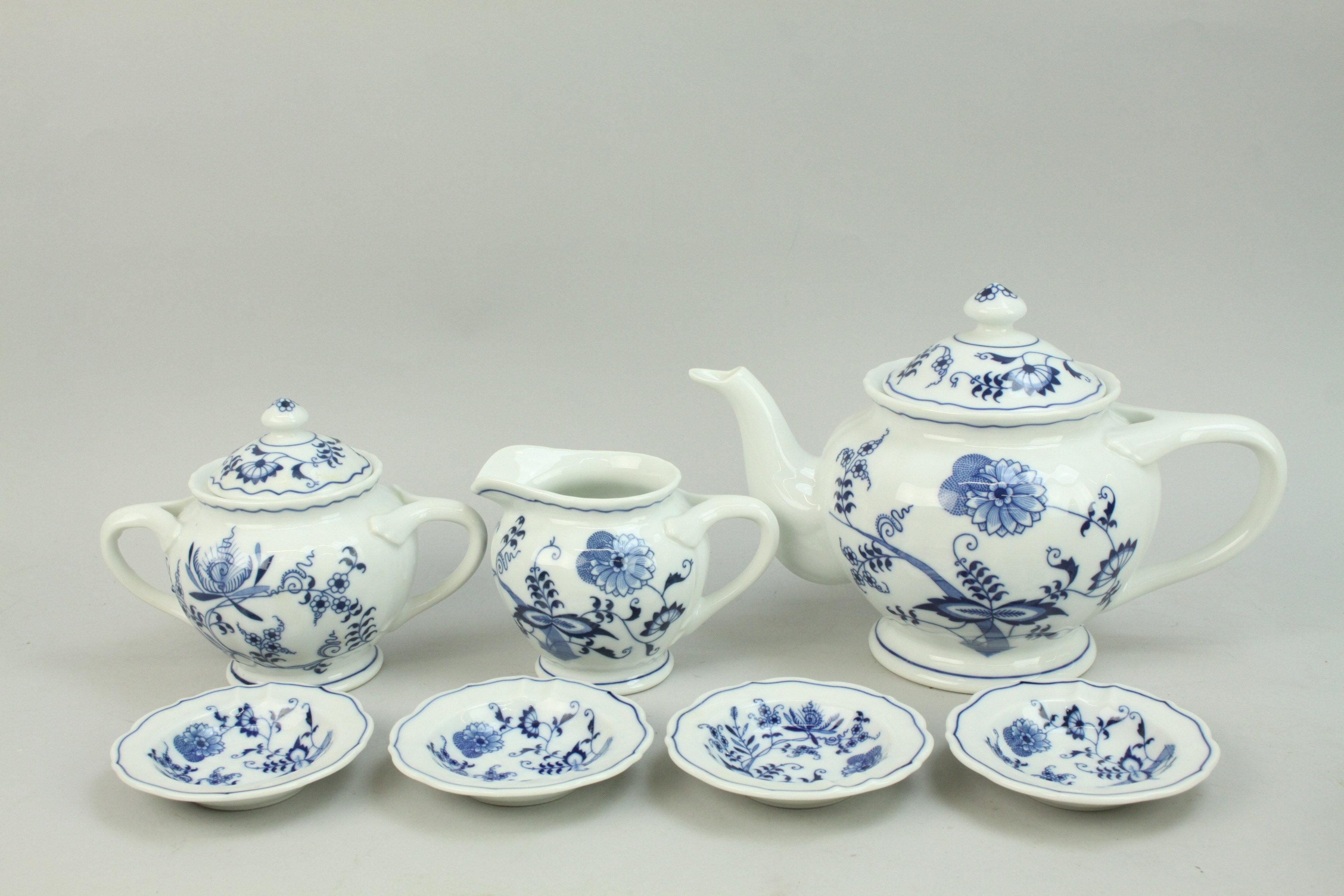 Blue Danube Japan Serving Pieces