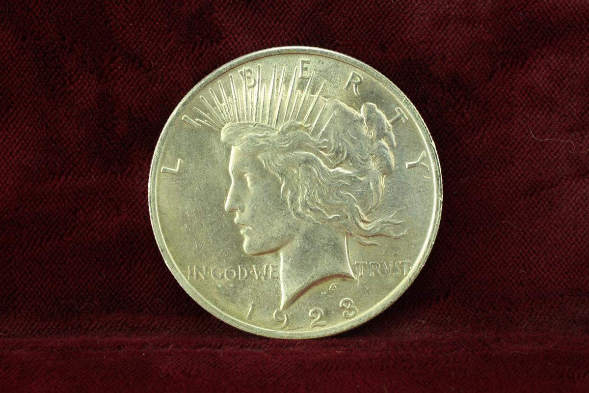 1923-P peace Silver Dollar