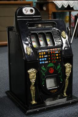 Vintage Nickel Slot Machine