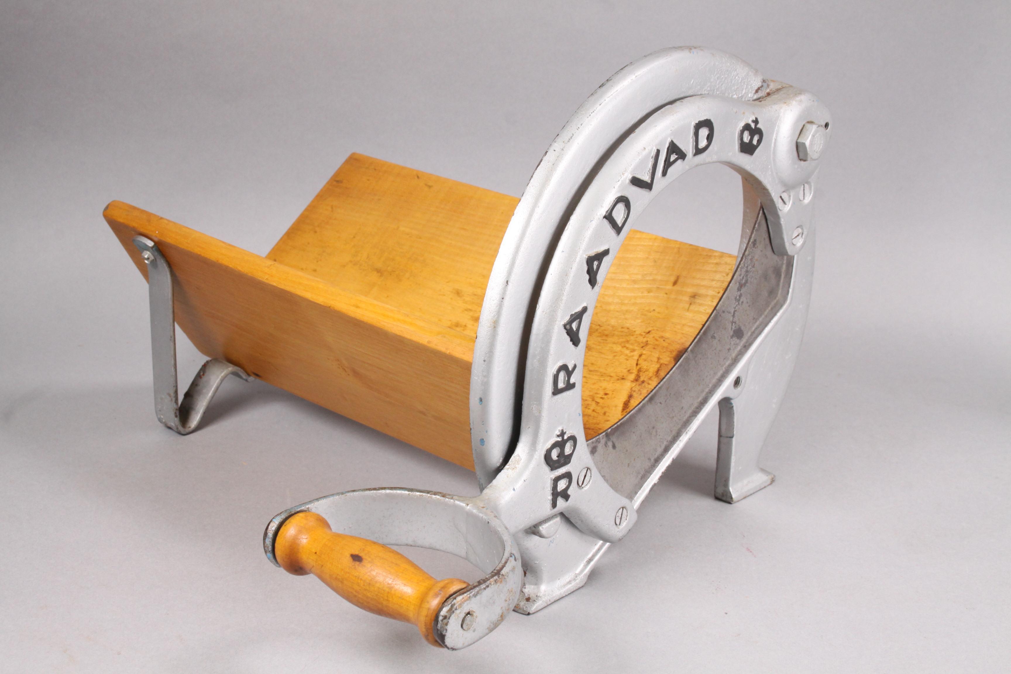 Watkins "Duster" & Raadvad Bread Slicer