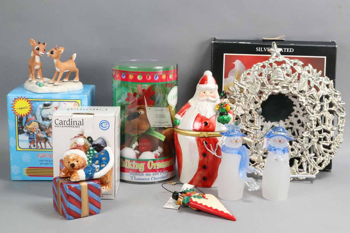 Assorted Christmas & Holiday Items
