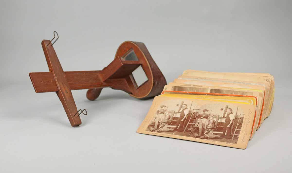 Stereographic Viewer w/ Slide Cards
