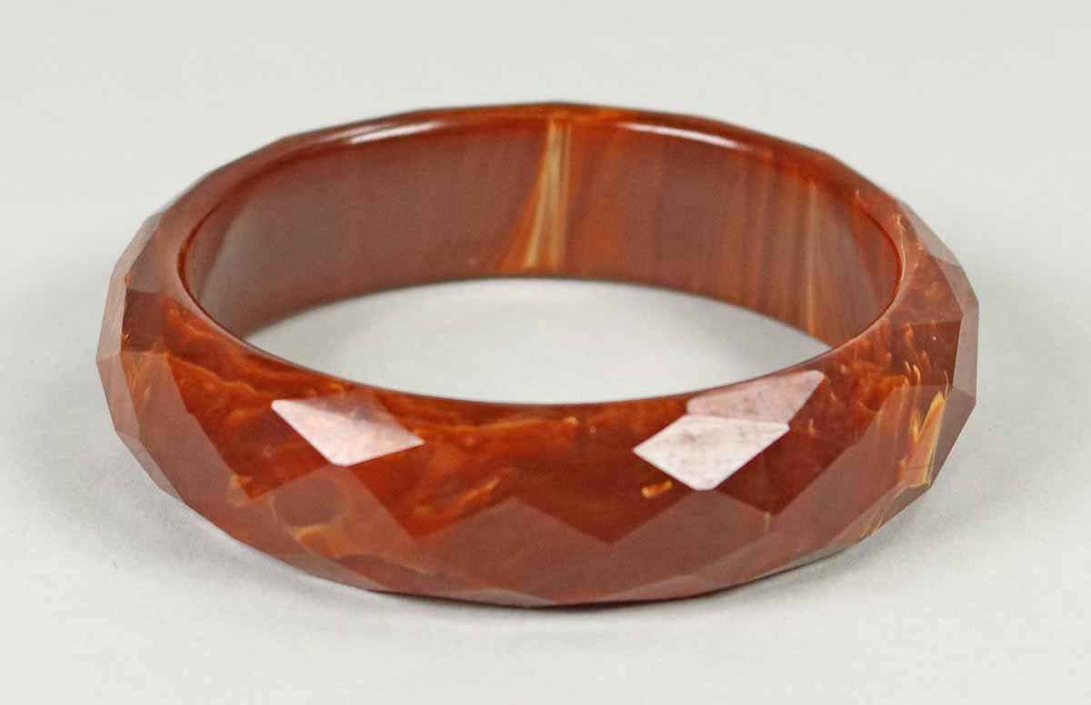 Bakelite Bangle Bracelets - Brown & Black