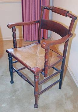 Mahogany Finished  Dining Table w/ 6 Chairs & 5 Leaves