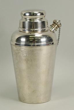 Sterling Silver Cocktail Shaker w/ Spout, 376.7 Grams