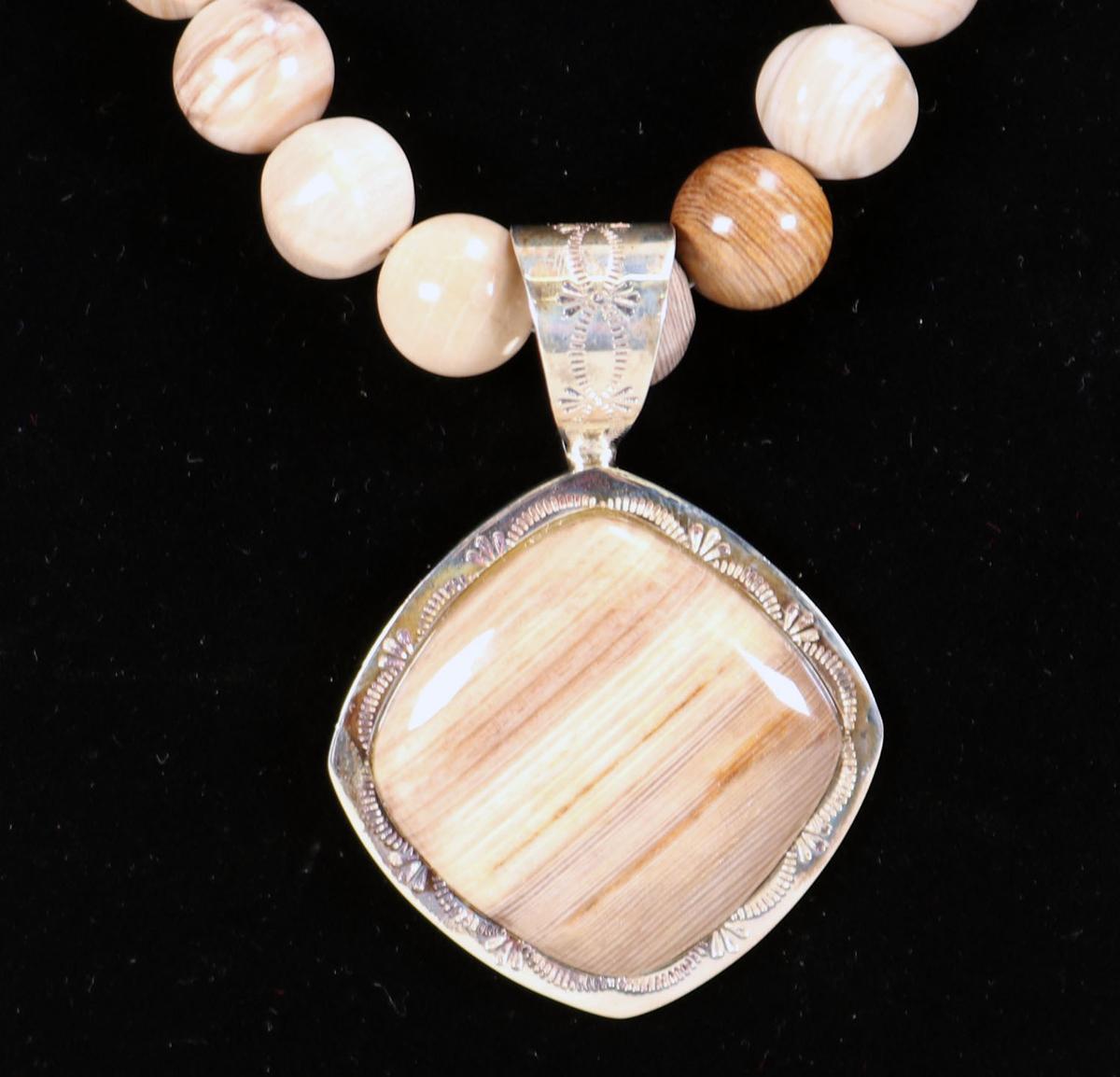 Brown Polished Stone Necklace & Pendant