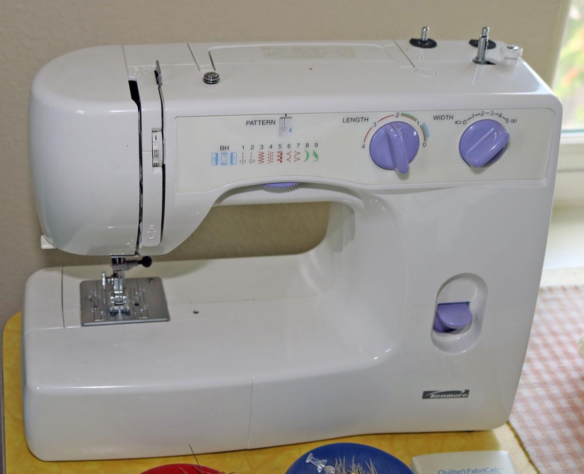 Sears Kenmore Model 385 Sewing Machine