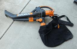 Worx Leaf Blower w/ Bag