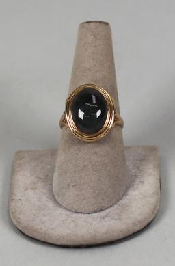 14K Gold Ring with Smokey Grey Stone, Sz. 8 3/4