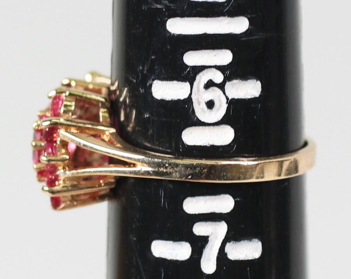 14K Ring w/Dark Pink Colored Stones, Sz. 6.5 - 3.5 Grams