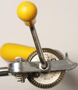 Retro Yellow & Green Handled Kitchen Utensils