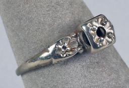 14K White Gold Ring, Sz. 6 , 1.6 Grams