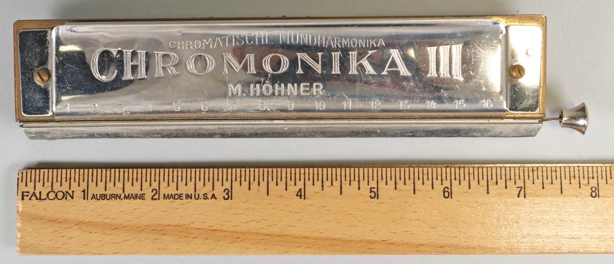 1930s-40s M. Hohner Chromonika III 16 Reed In Red Case