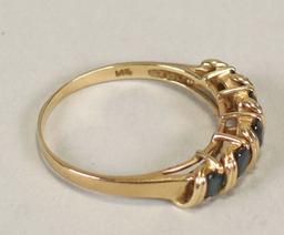 14k Ladies Ring w/ 6 Black Gemstones, Sz. 10.5, 2.9 Grams