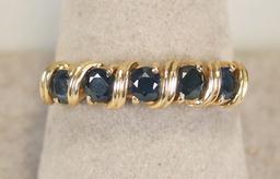 14k Ladies Ring w/ 6 Black Gemstones, Sz. 10.5, 2.9 Grams