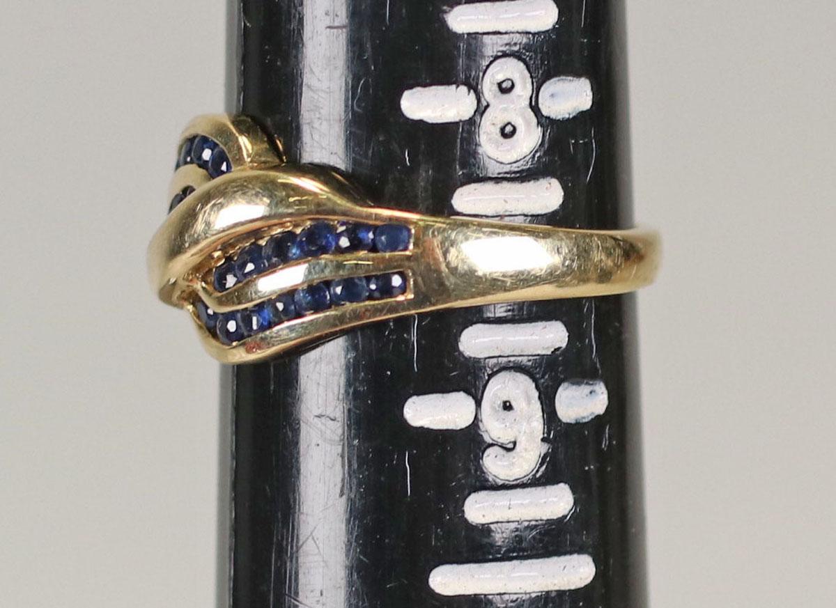 14k Ladies Ring w/ Blue Gemstones, Sz. 8.5, 4.5 Grams