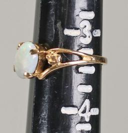 14k Gold Opal Ring, Sz. 3.5