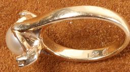 14K Gold Pearl Ring w/2 Diamonds, Sz. 4, 3.5 Grams