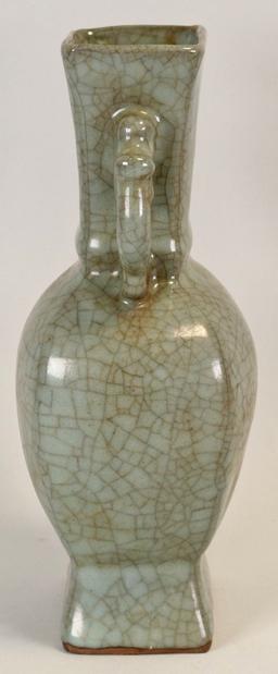 Chinese Ge-Ware Vase