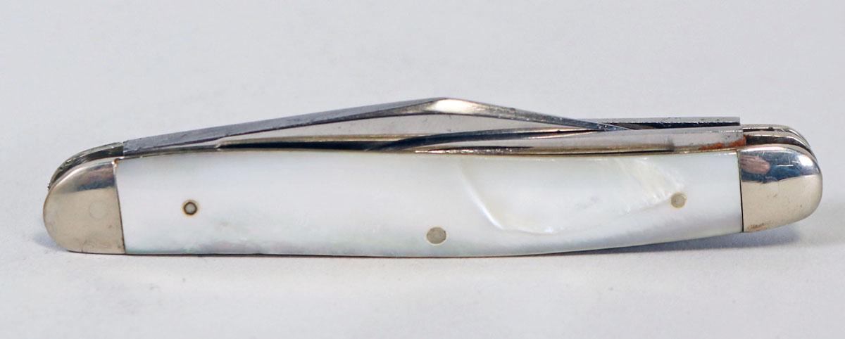 Winchester 3347 Pearl Whittler Knife