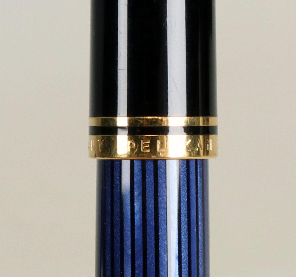 Pelican M800 Fountain Pen Black/Blue  M 18k Nib, Germany