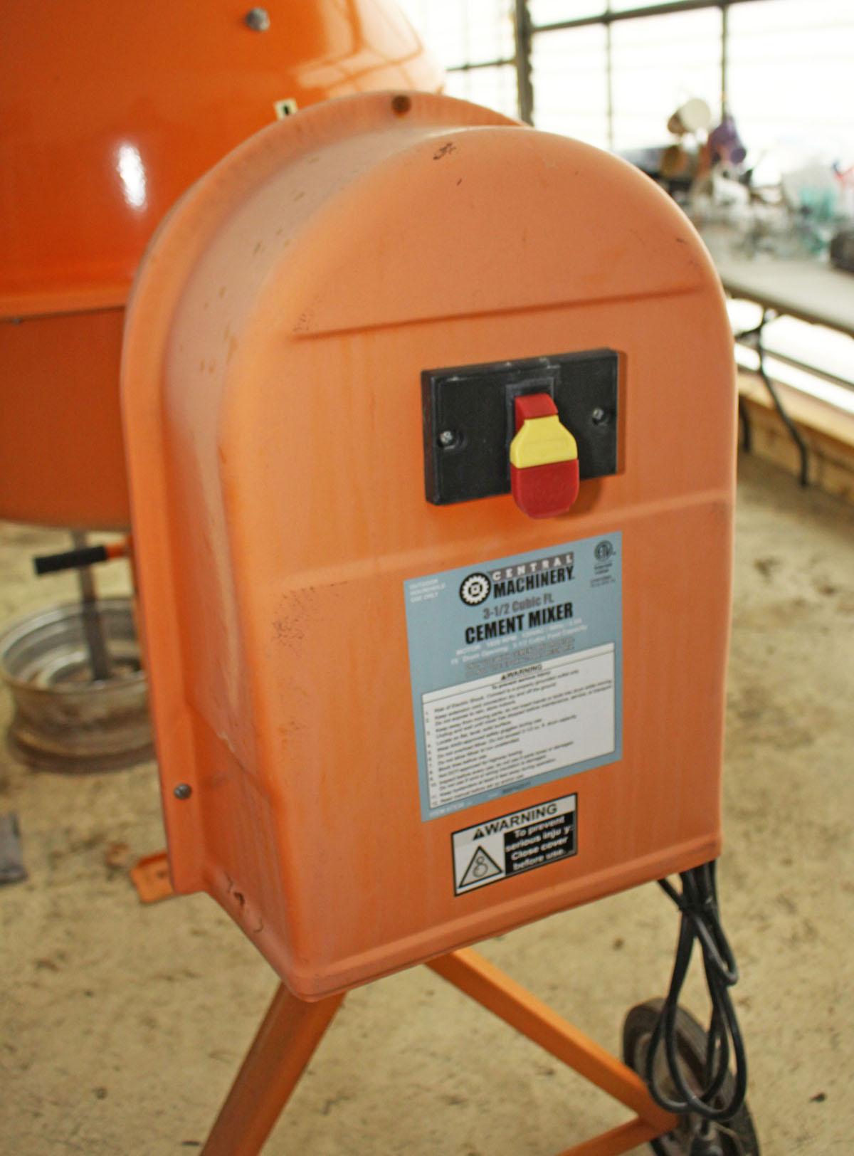 3 1/2 Cubic Ft. Cement Mixer - Central Machinery